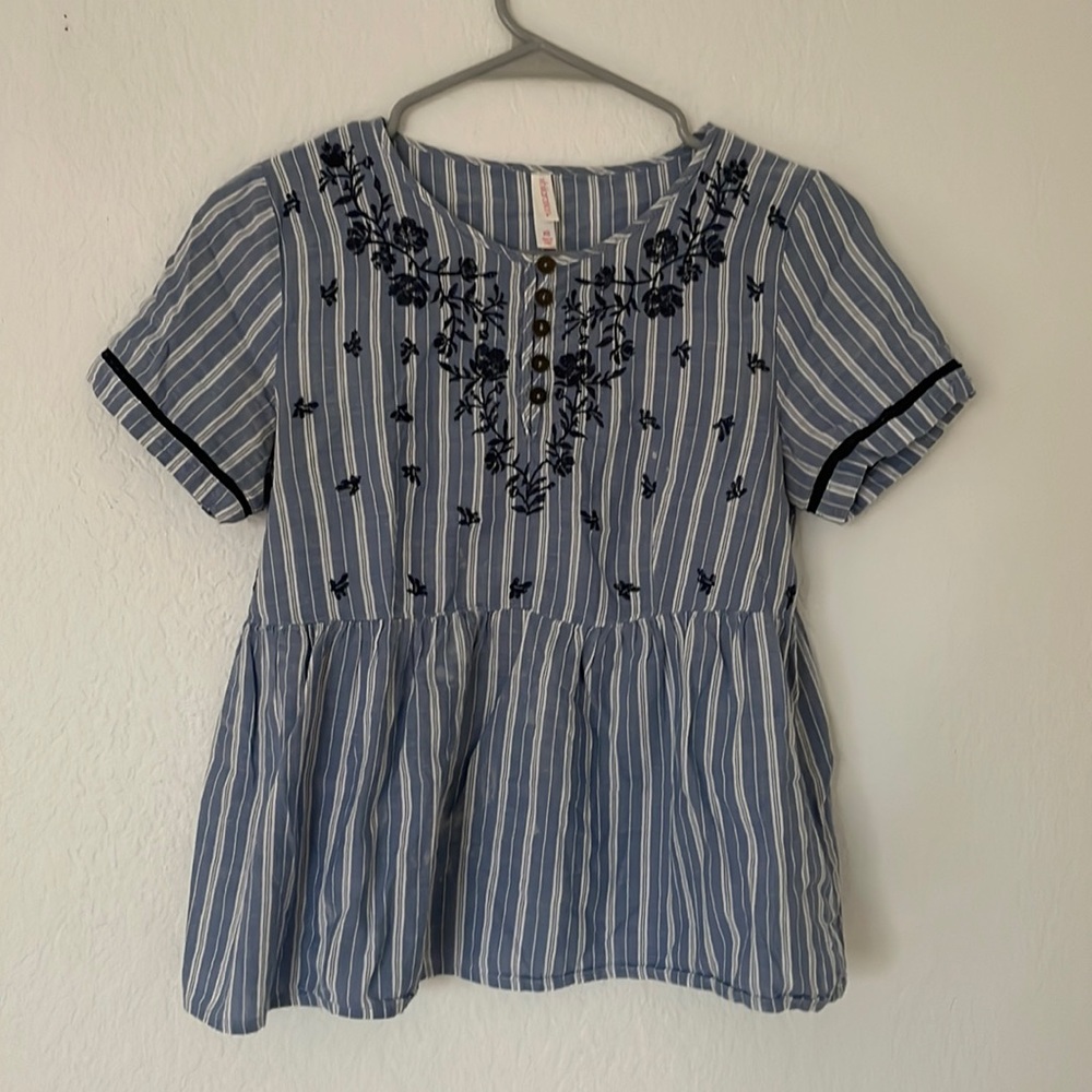Xhilaration Light Blue + White Striped Embroidered Babydoll Tunic Top Button XS